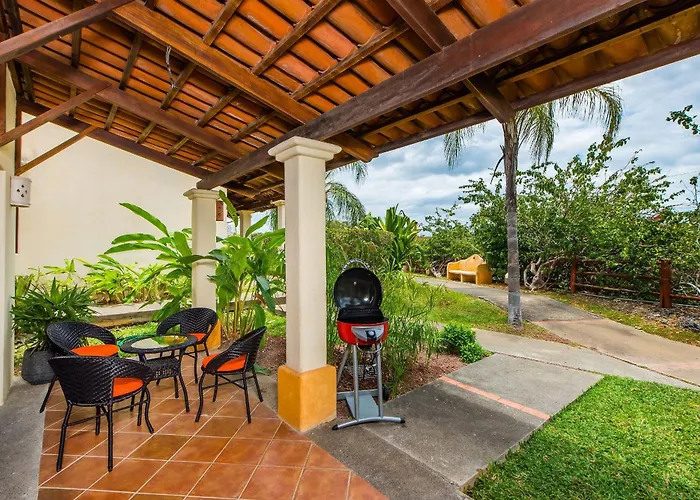 Sunset Hills 52 * Coco