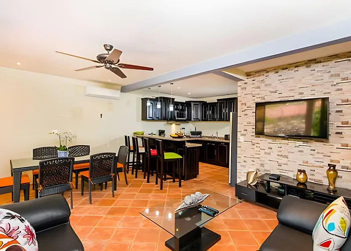 Sunset Hills 52 *